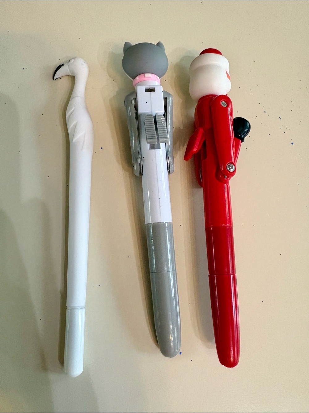 Pen Set of 3- New, Cat and Noel moves the arms - Picture 5 of 7